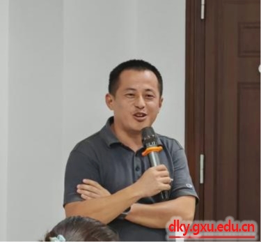 谈球吧