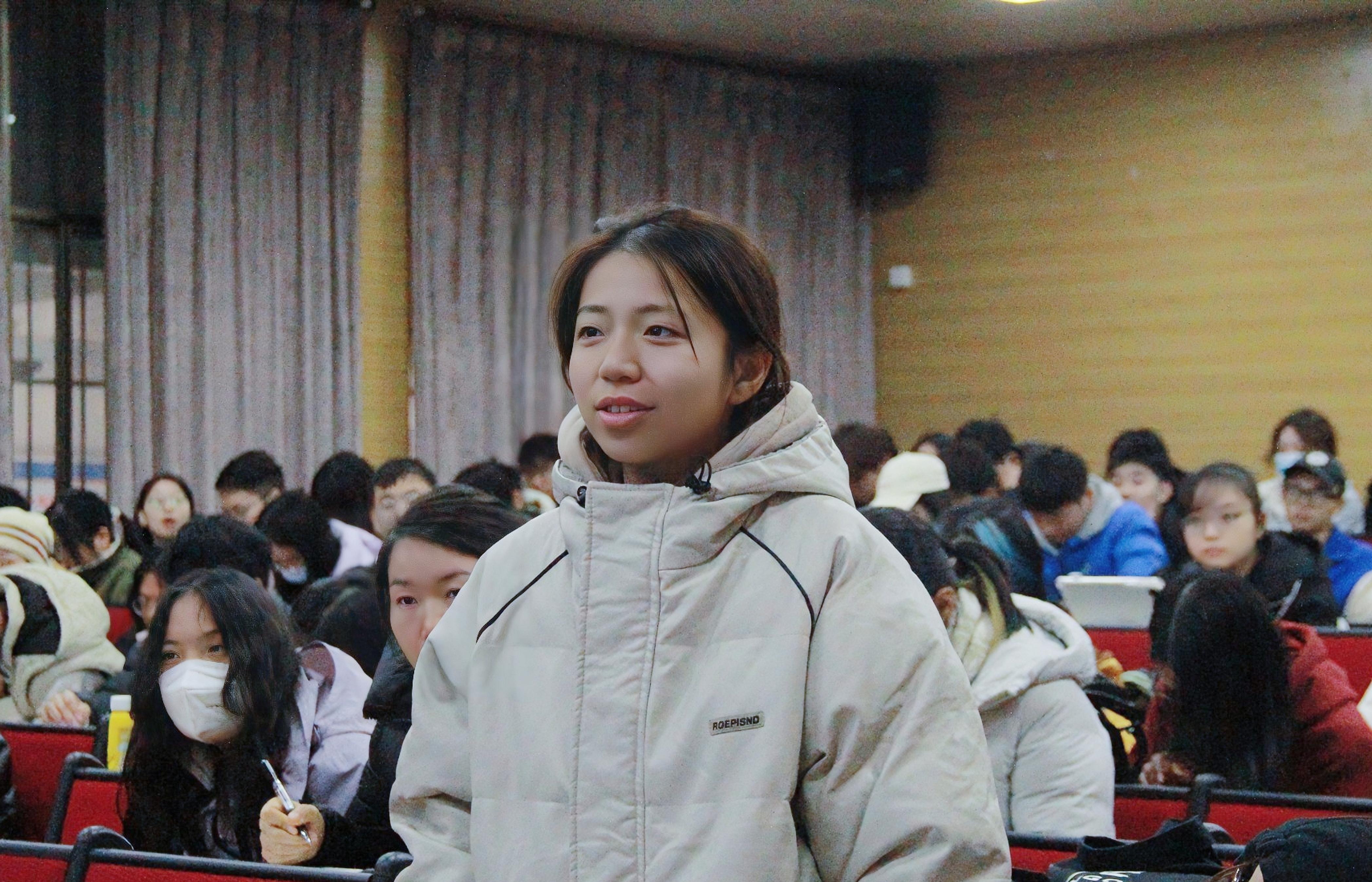谈球吧
