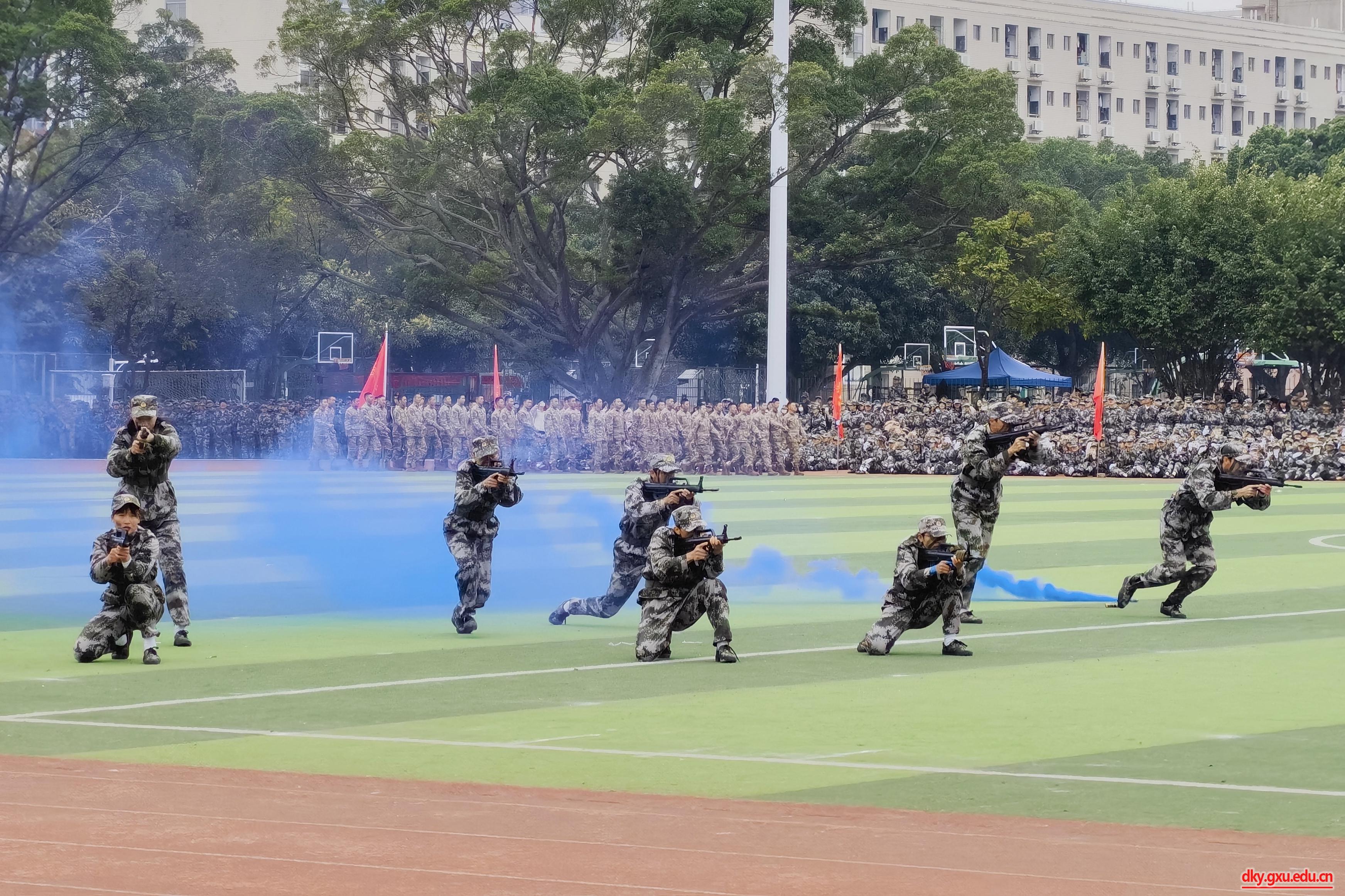谈球吧